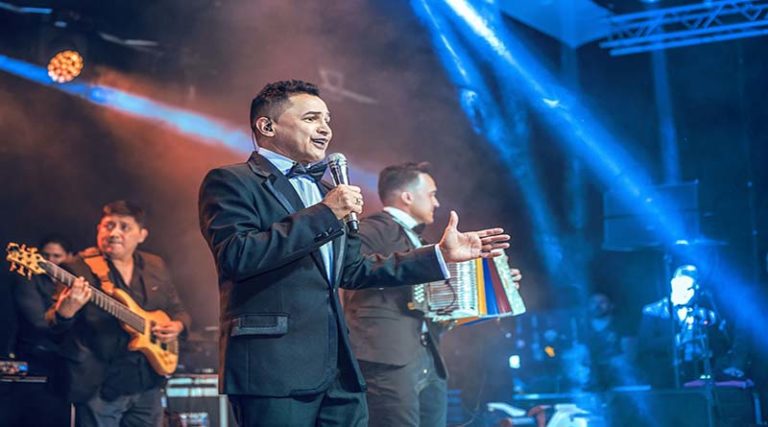 Jorge Celed N Conquistar A Bogot Con Su Canto Vallenato Costerisima Stereo