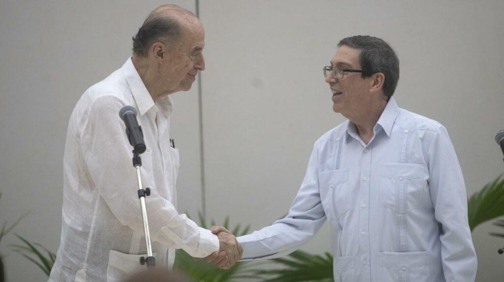Cuba ratificó a Colombia su «voluntad» de contribuir al «logro de la paz»