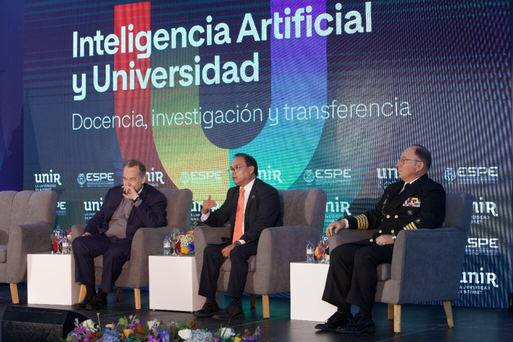 Más de 9.500 docentes universitarios participan en seminario internacional para analizar la IA en la educación superior y su uso ético y responsable