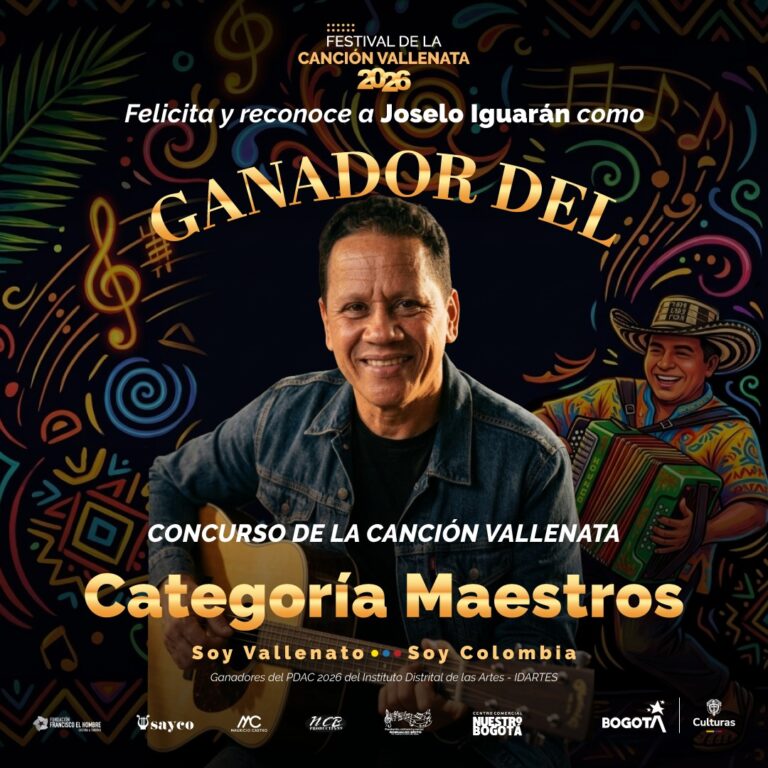 Escenario de un festival de música vallenata con público asistente en un centro comercial de Bogotá.