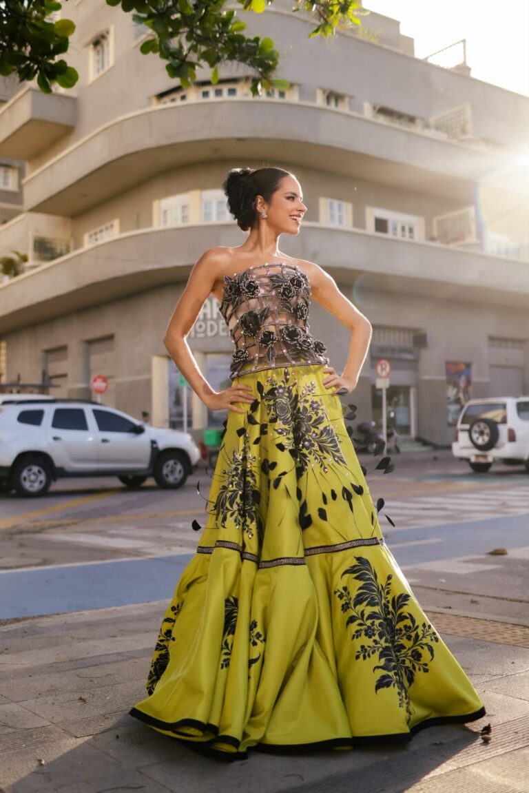 Salwa Maloof Habib, reina del Carnaval de Barranquilla 2027, participará en Dîner en Blanc Cartagena.